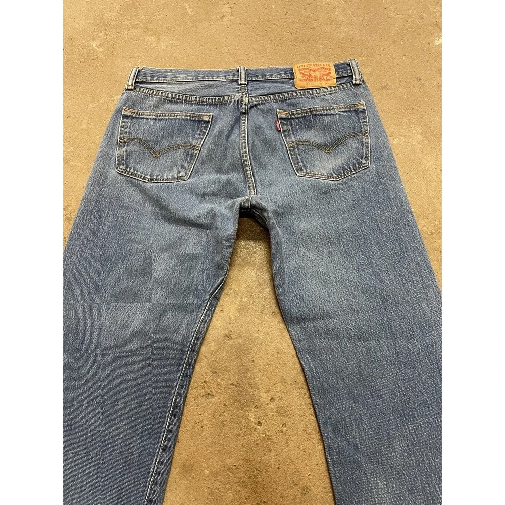Levis‎ 501 Jeans Mens 36x30 Medium Wash Blue Denim Straight Leg Button Fly